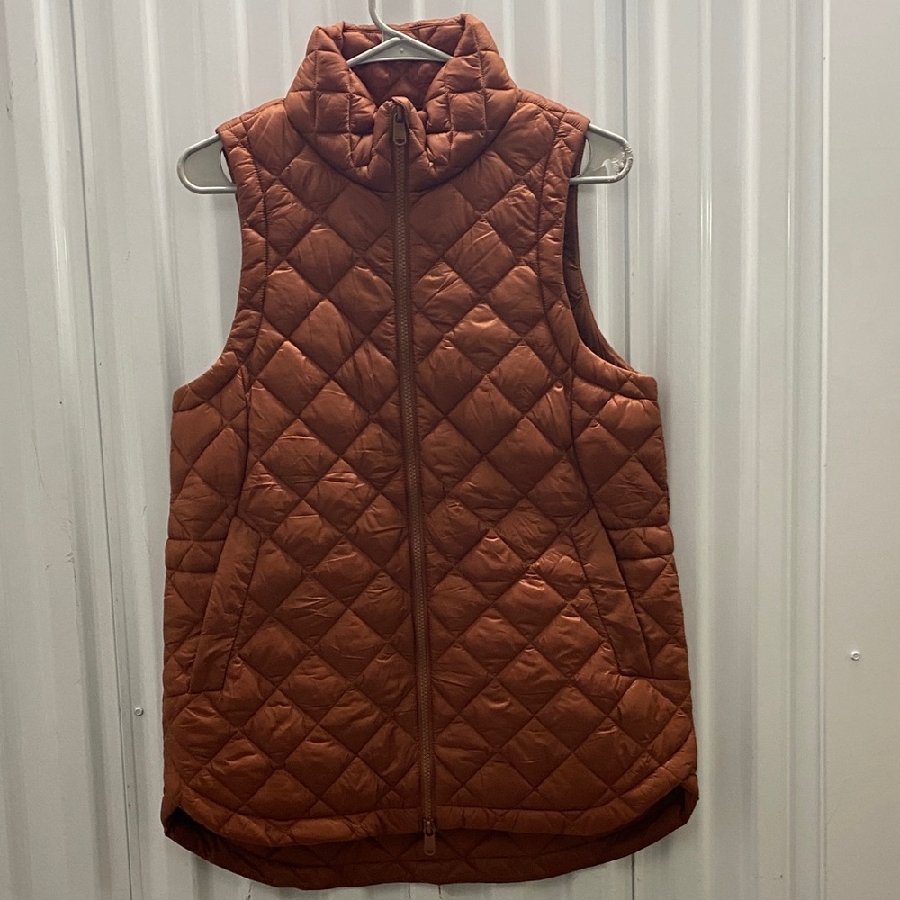Athleta womens Quilted Brown Sleeveless best size Small
